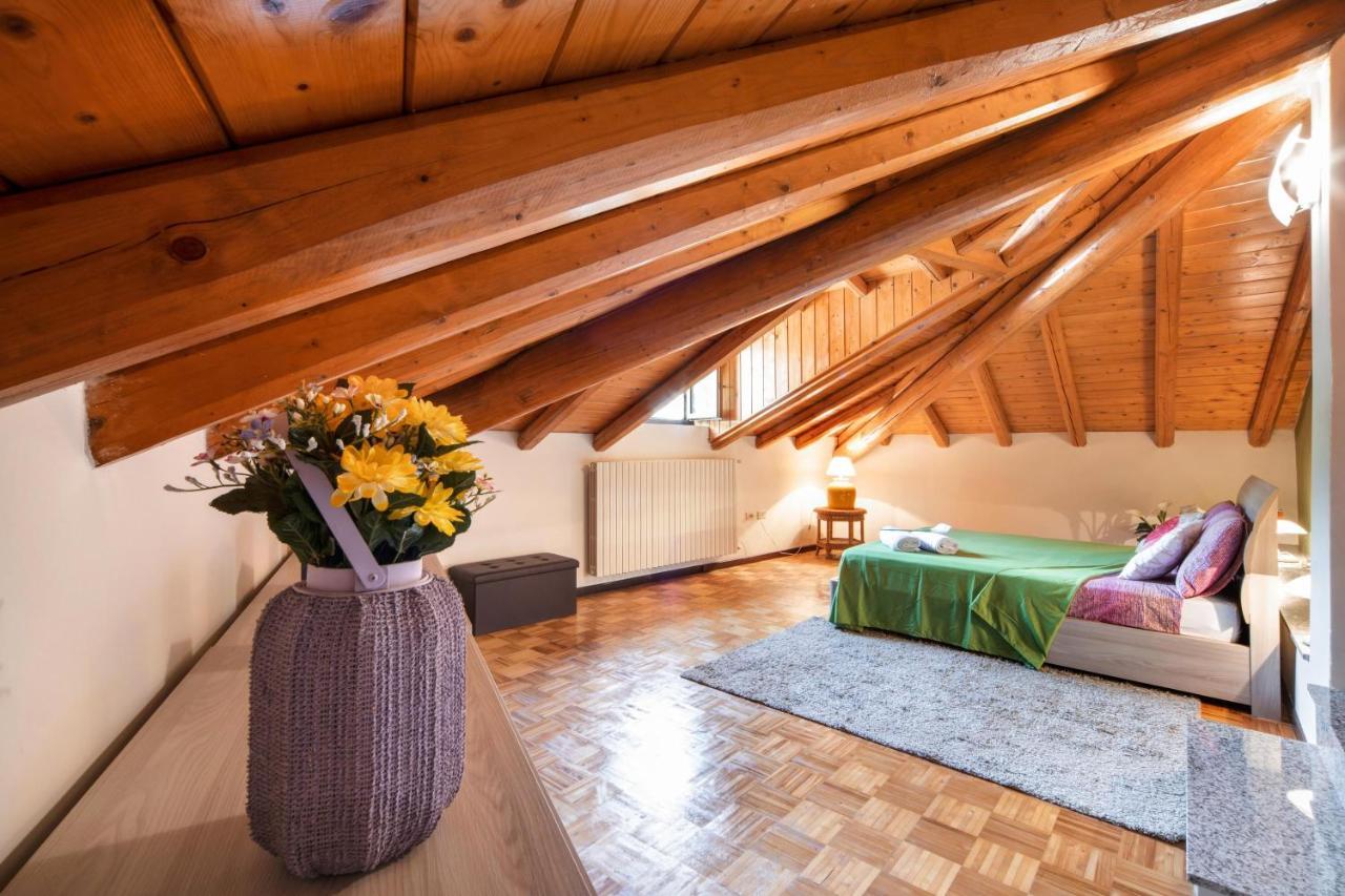 Appartement Mansarda Fra Monte E Lago à Esino Lario Extérieur photo