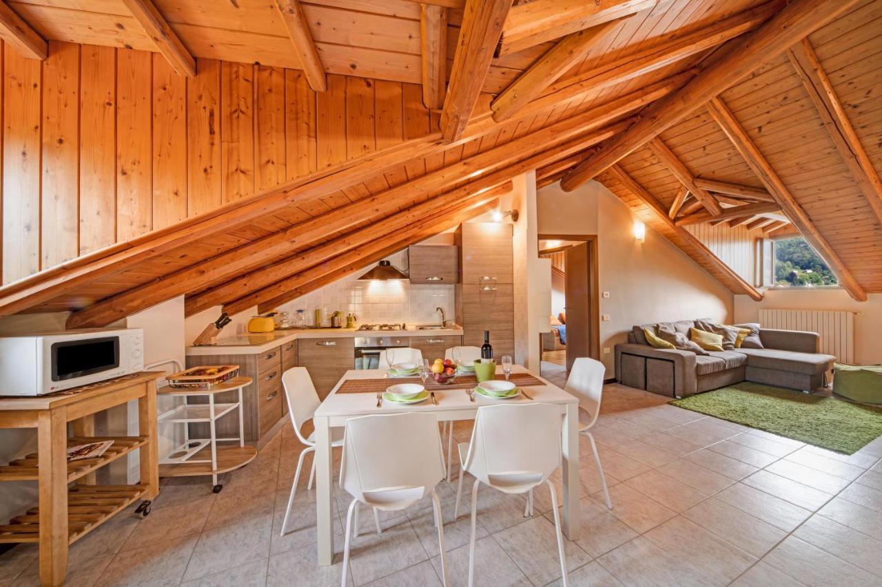 Appartement Mansarda Fra Monte E Lago à Esino Lario Extérieur photo