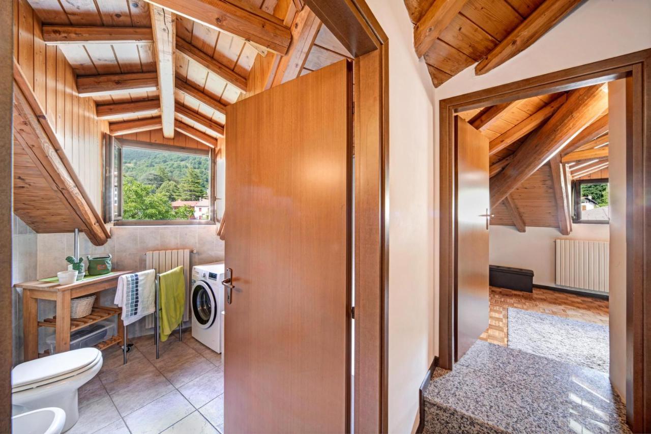Appartement Mansarda Fra Monte E Lago à Esino Lario Extérieur photo